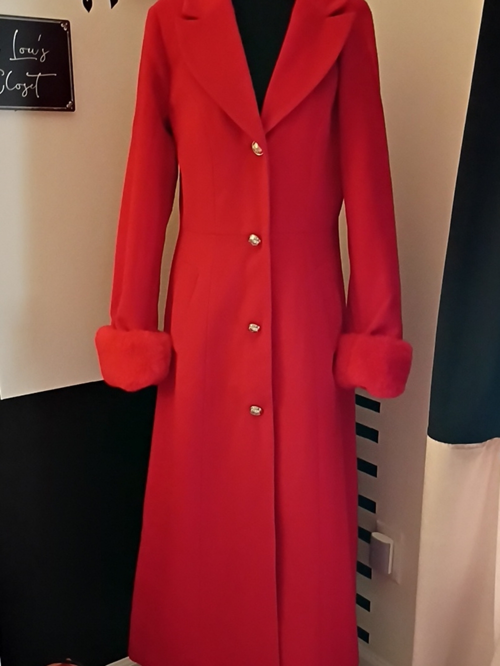 VENUS Red Long Trench Coat with Faux Fur Cuffs W/Removable Fir Collar